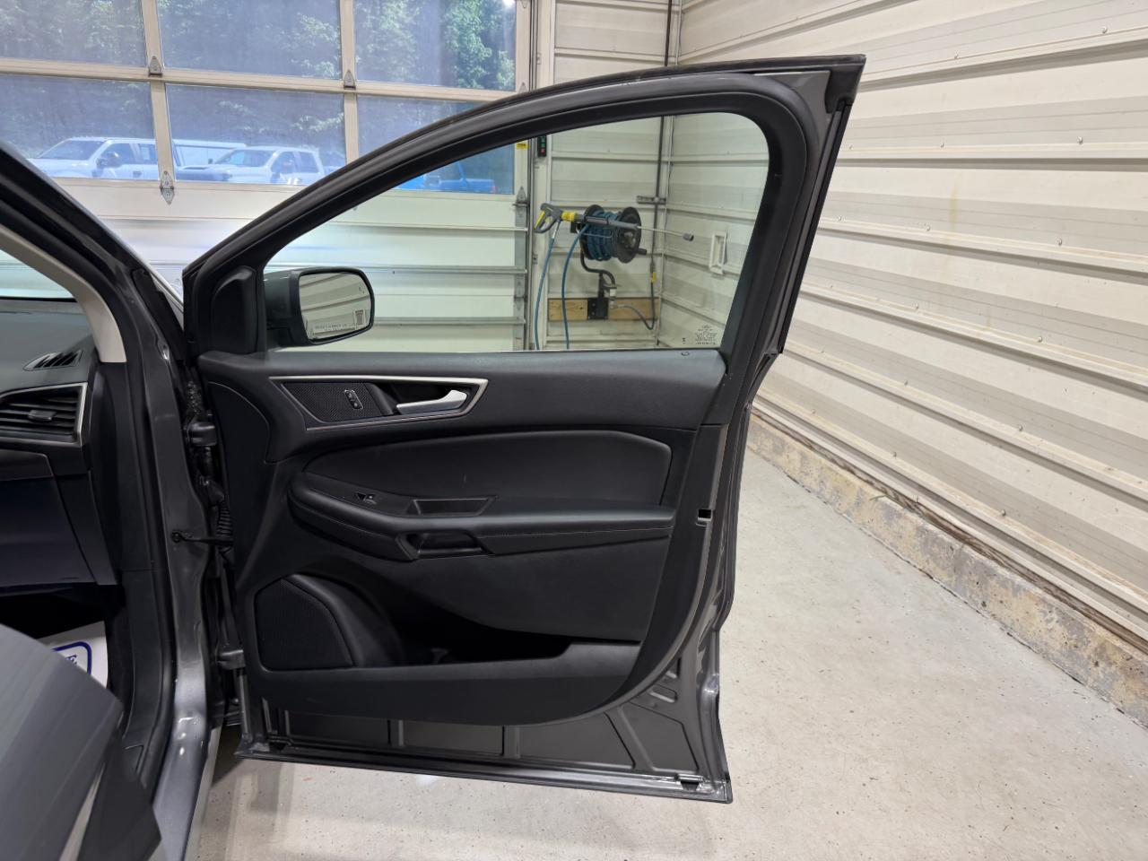Ford Edge SEL AWD 2024