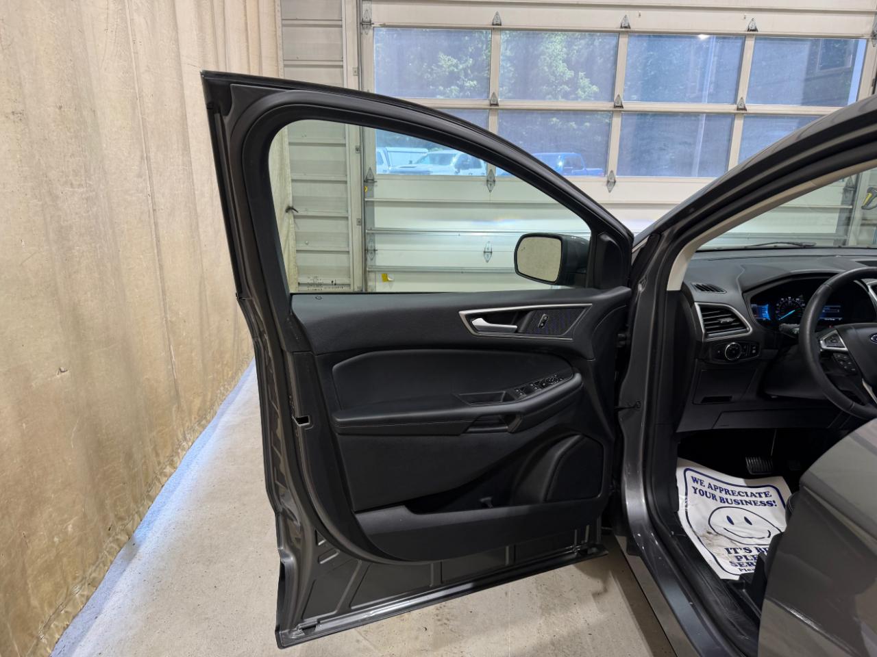 Ford Edge SEL AWD 2024