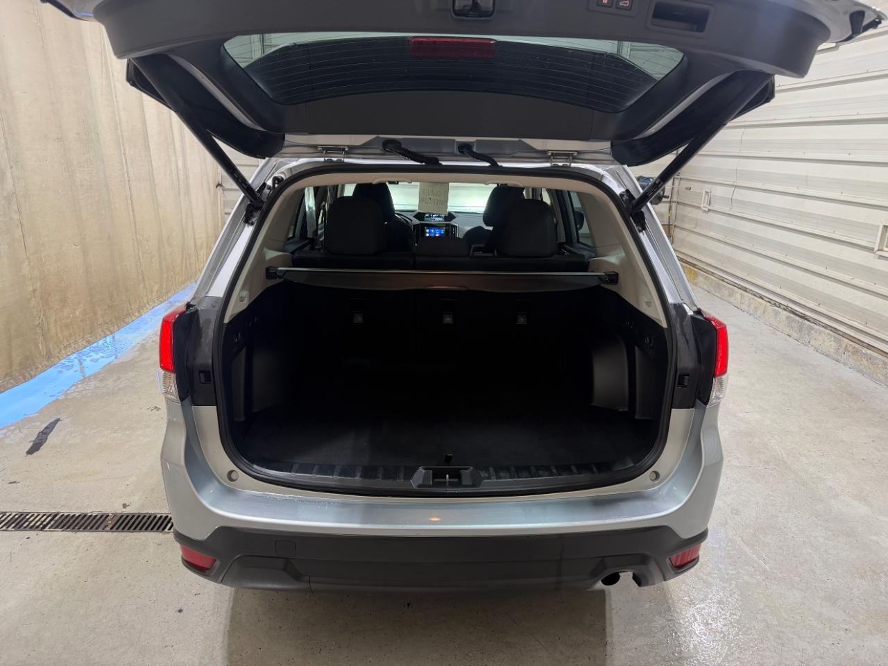 Subaru Forester Premium CVT 2023