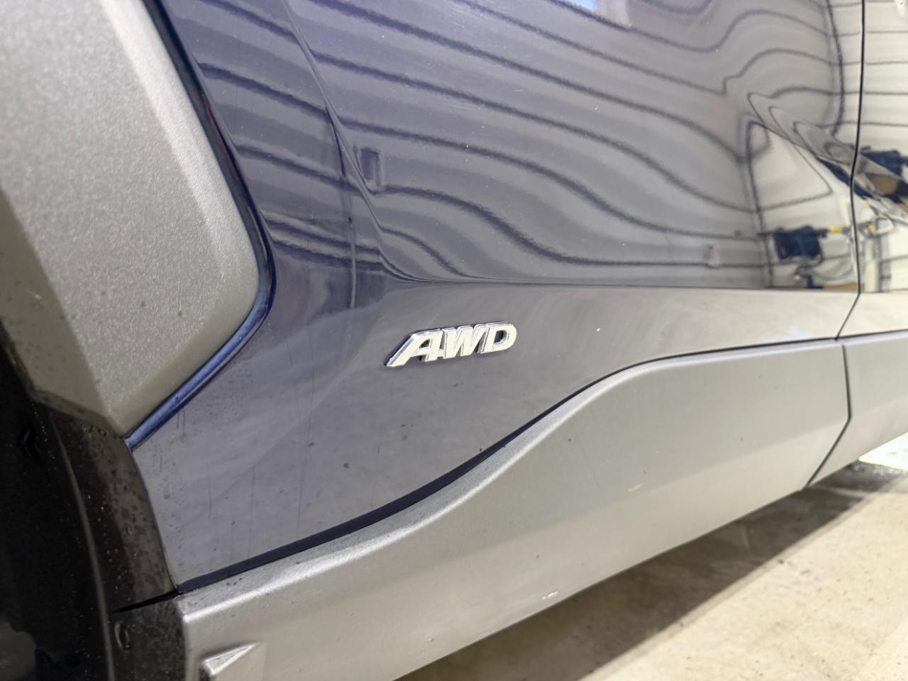 Toyota RAV4 Hybrid XLE AWD (Natl) *Ltd Avail* 2020