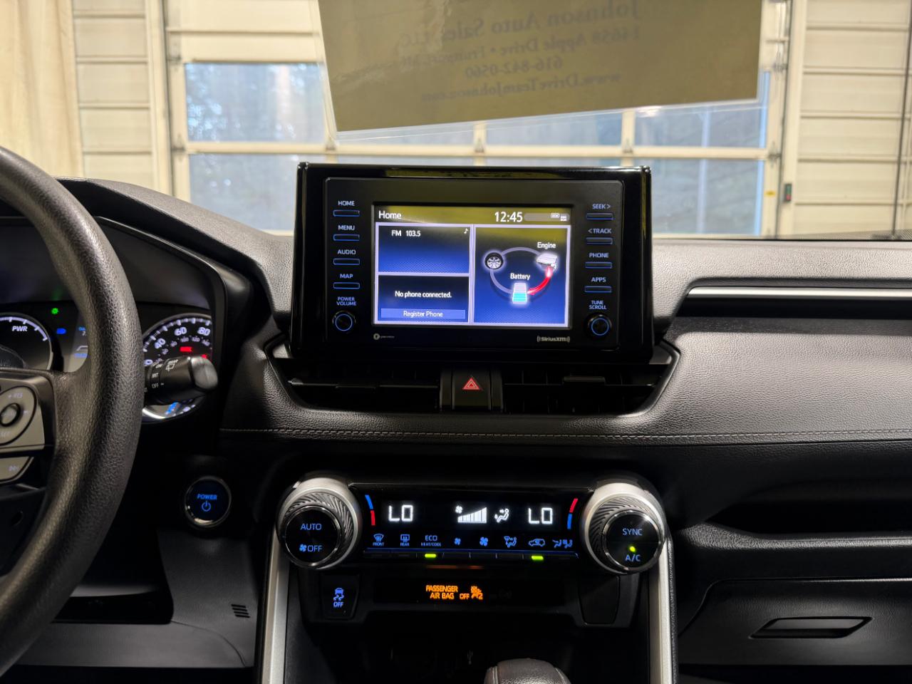 Toyota RAV4 Hybrid XLE AWD (Natl) *Ltd Avail* 2020