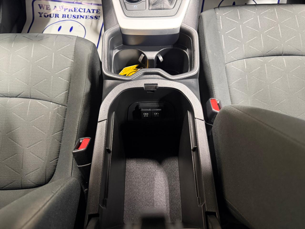 Toyota RAV4 Hybrid XLE AWD (Natl) *Ltd Avail* 2020