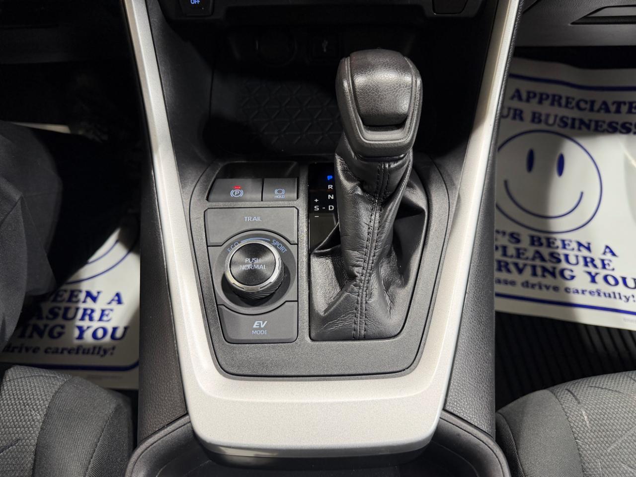 Toyota RAV4 Hybrid XLE AWD (Natl) *Ltd Avail* 2020