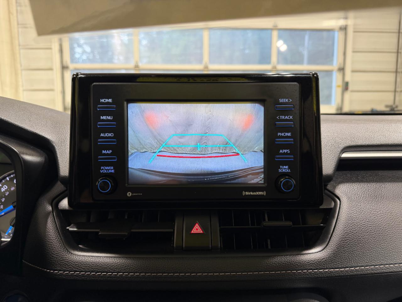 Toyota RAV4 Hybrid XLE AWD (Natl) *Ltd Avail* 2020