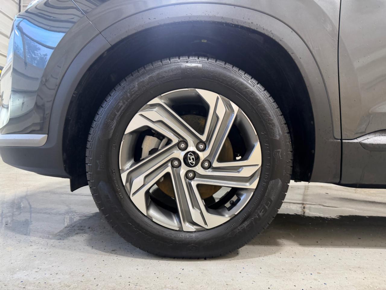 Hyundai Santa Fe SE AWD 2023