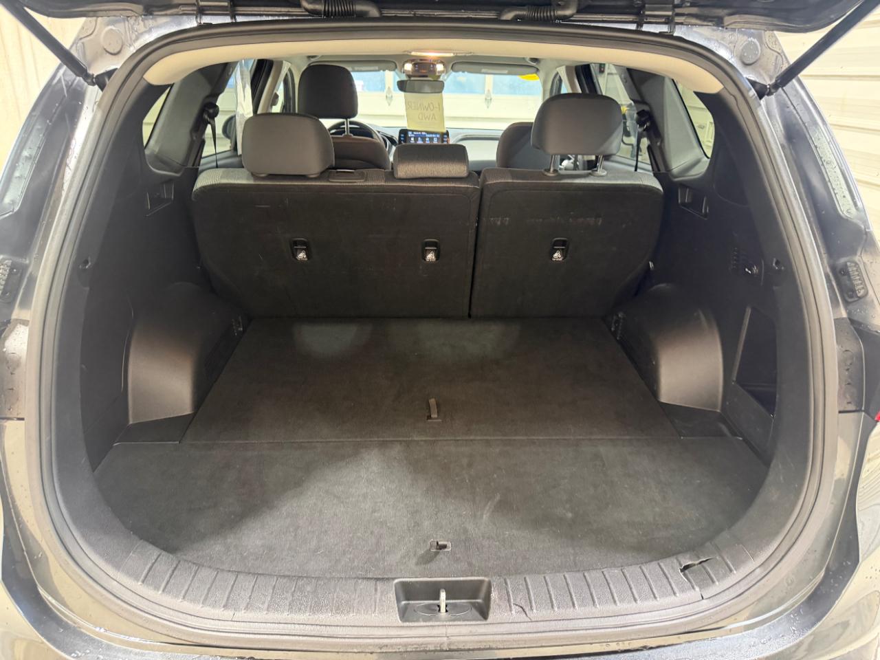 Hyundai Santa Fe SE AWD 2023