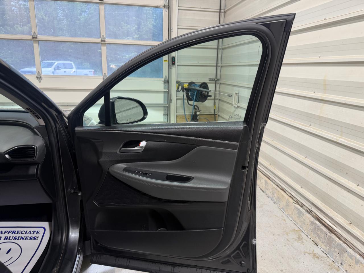 Hyundai Santa Fe SE AWD 2023