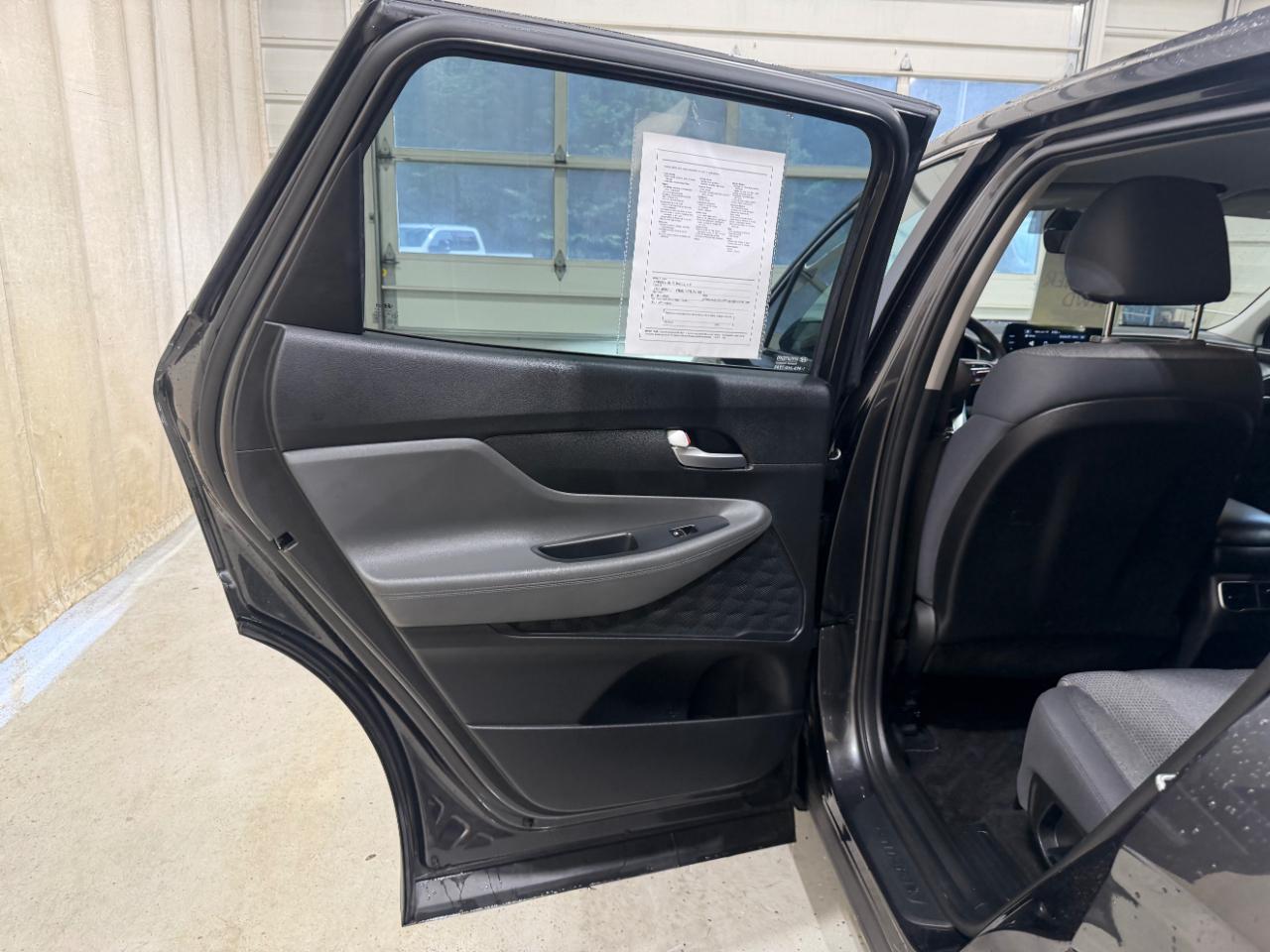 Hyundai Santa Fe SE AWD 2023