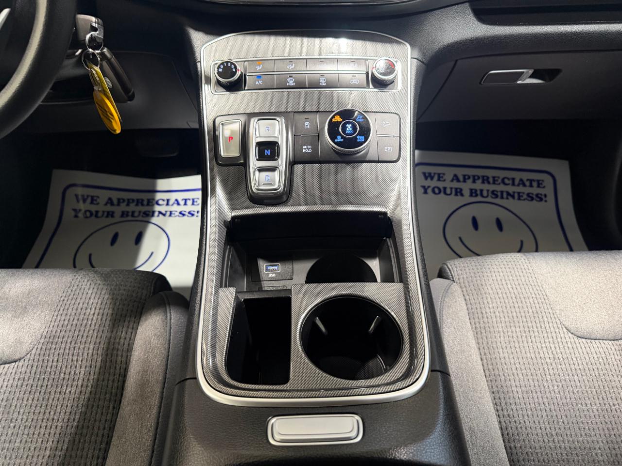Hyundai Santa Fe SE AWD 2023