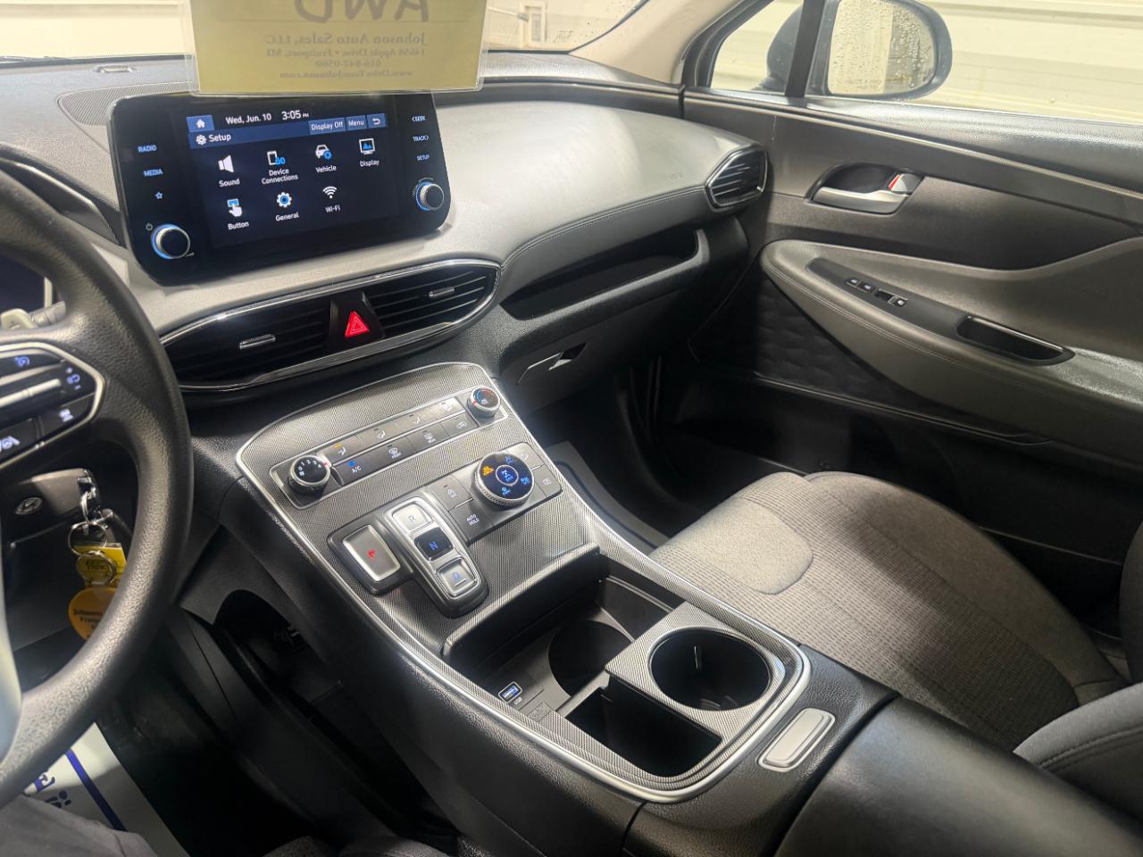 Hyundai Santa Fe SE AWD 2023