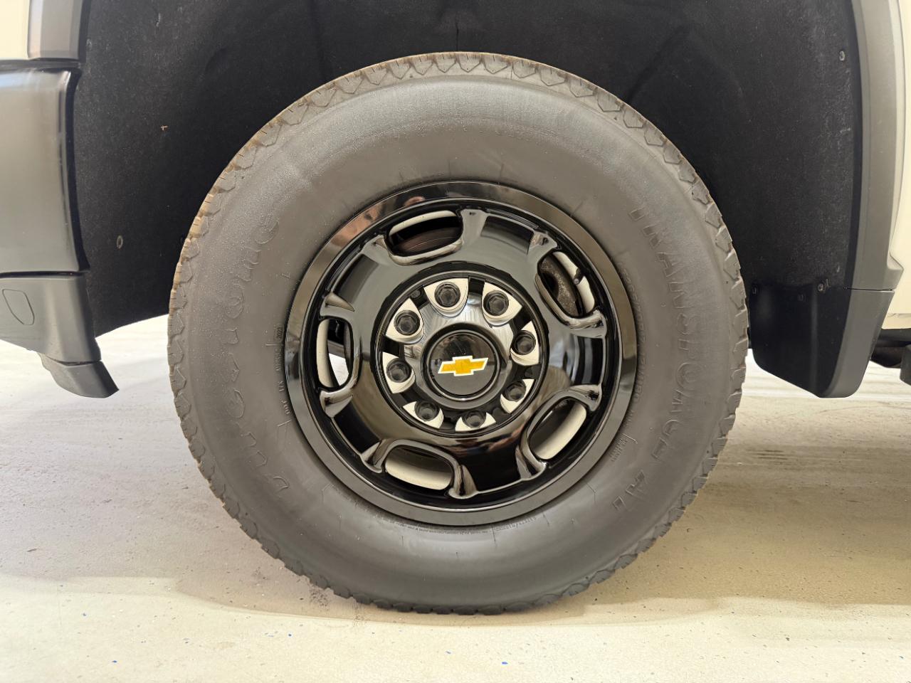 Chevrolet Silverado 2500HD 4WD Double Cab 149" Work Truck 2023