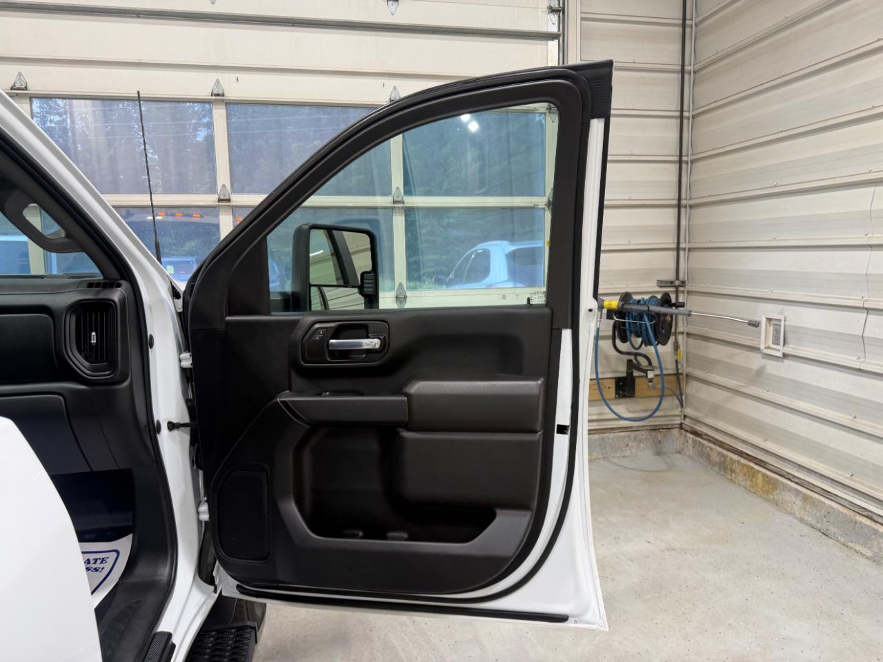 Chevrolet Silverado 2500HD 4WD Double Cab 149" Work Truck 2023