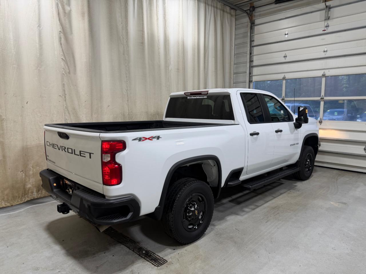 Chevrolet Silverado 2500HD 4WD Double Cab 149" Work Truck 2023