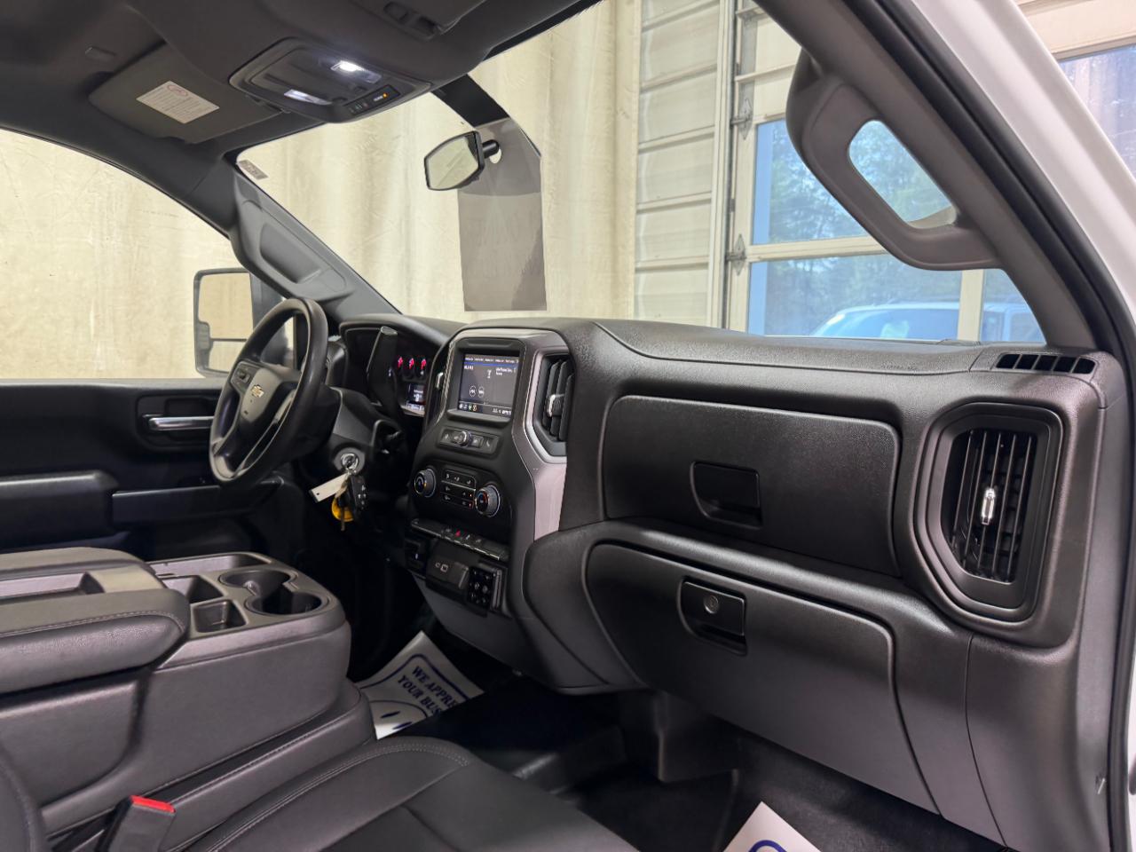 Chevrolet Silverado 2500HD 4WD Double Cab 149" Work Truck 2023