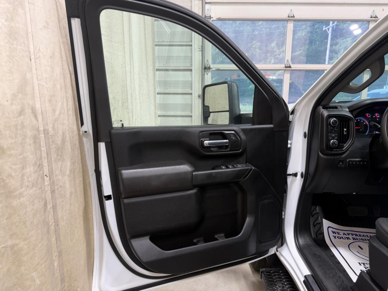 Chevrolet Silverado 2500HD 4WD Double Cab 149" Work Truck 2023