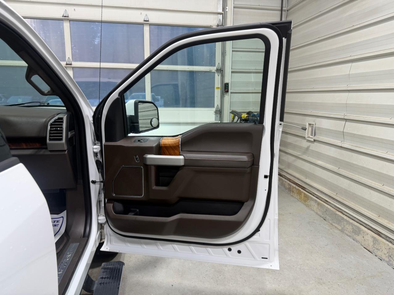 Ford F-150 King Ranch 4WD SuperCrew 5.5' Box 2017