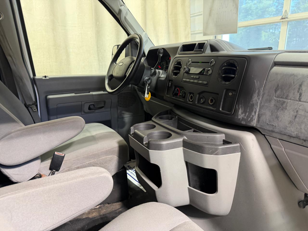 Ford Econoline Cargo Van E-150 Commercial 2012