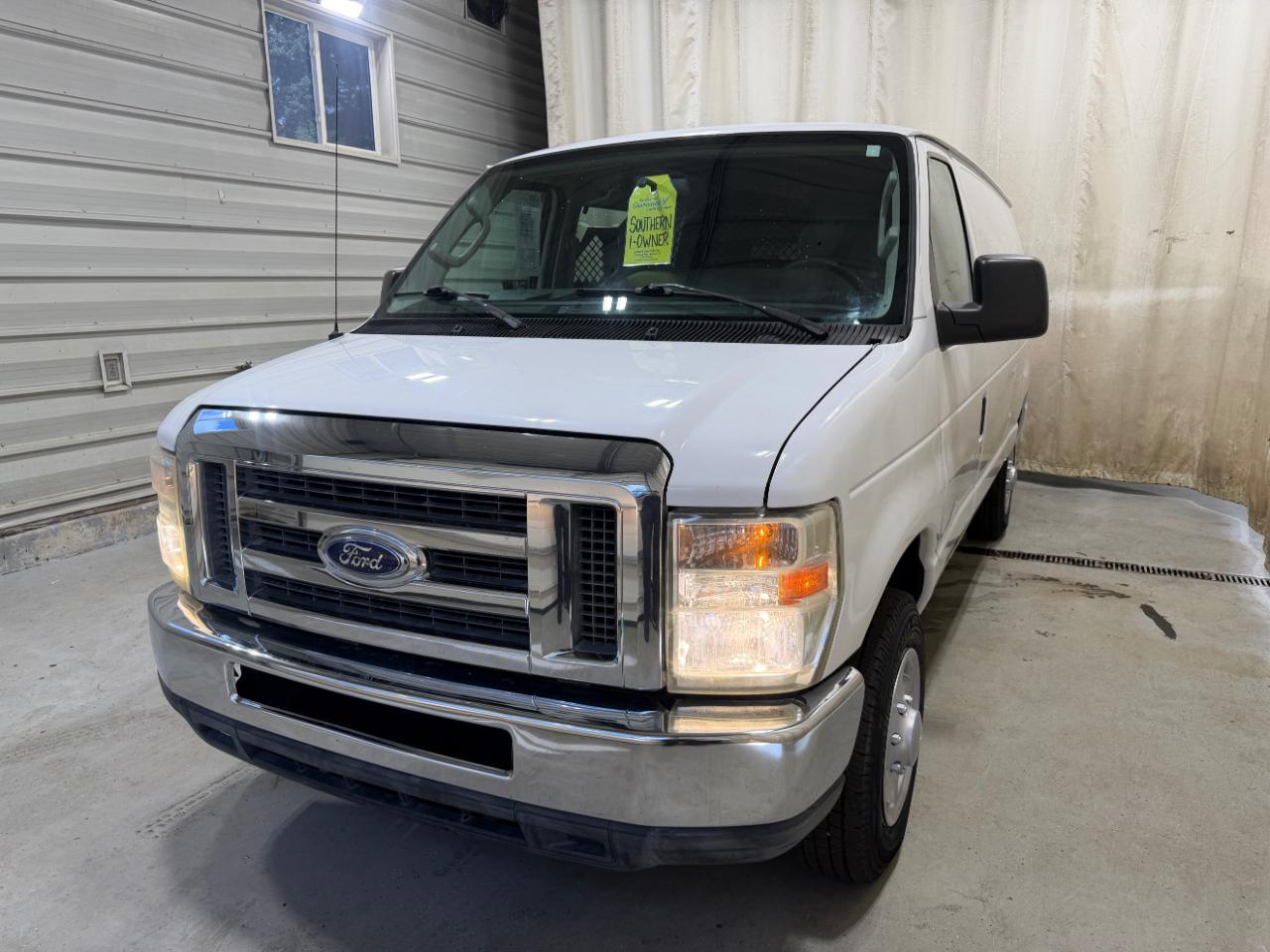 Ford Econoline Cargo Van E-150 Commercial 2011