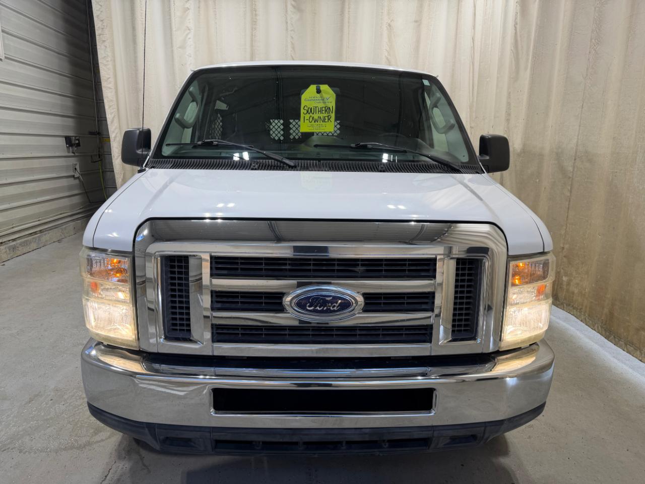 Ford Econoline Cargo Van E-150 Commercial 2011