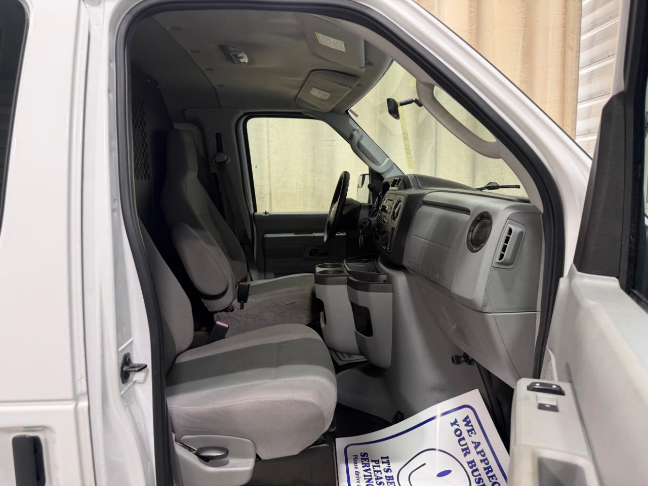 Ford Econoline Cargo Van E-150 Commercial 2011