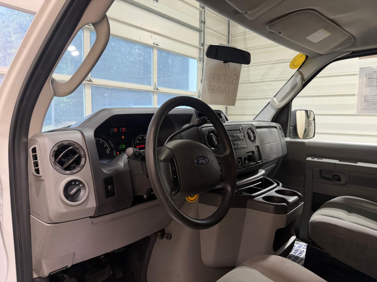 Ford Econoline Cargo Van E-150 Commercial 2011