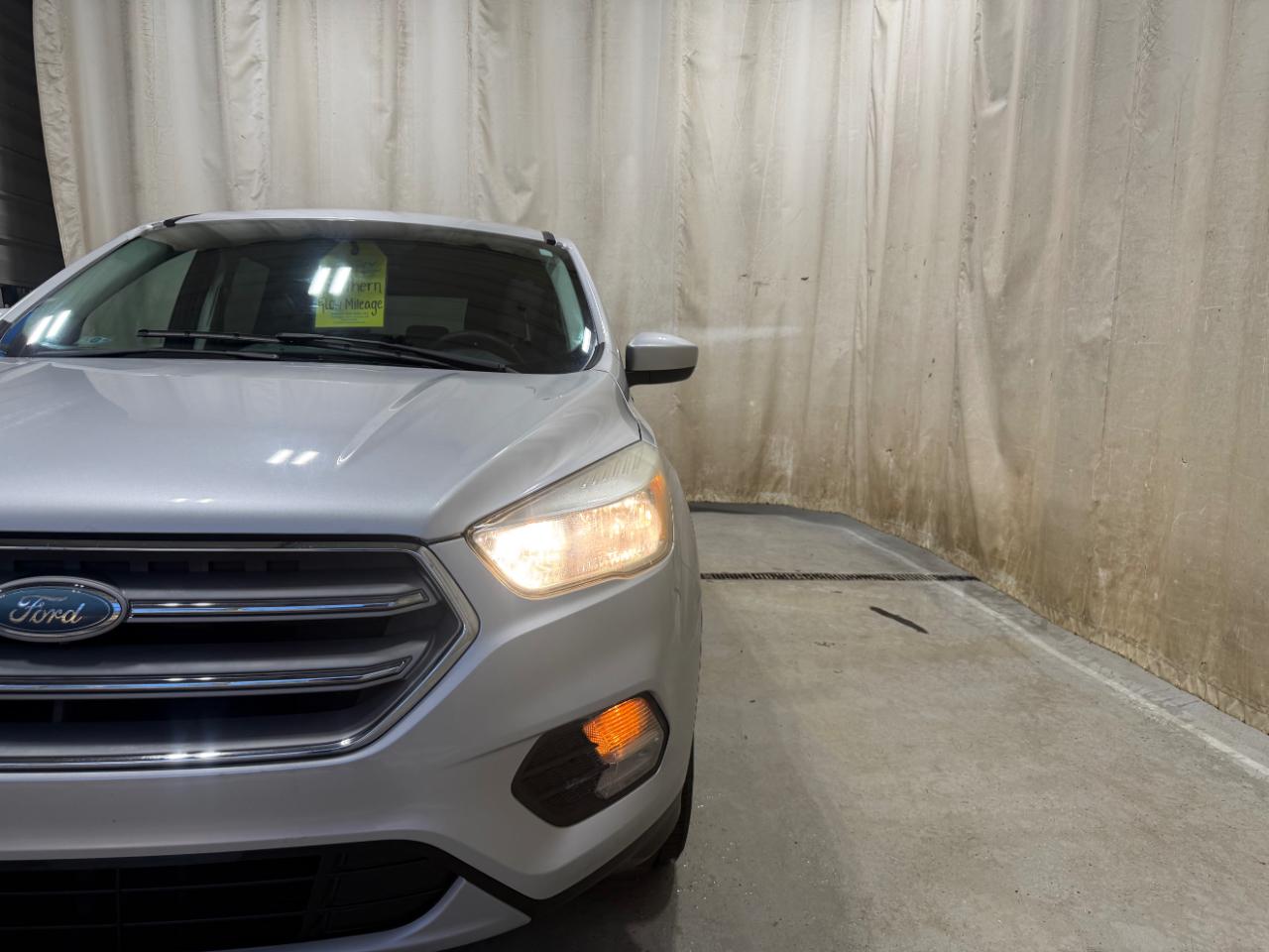 Ford Escape SE FWD 2017
