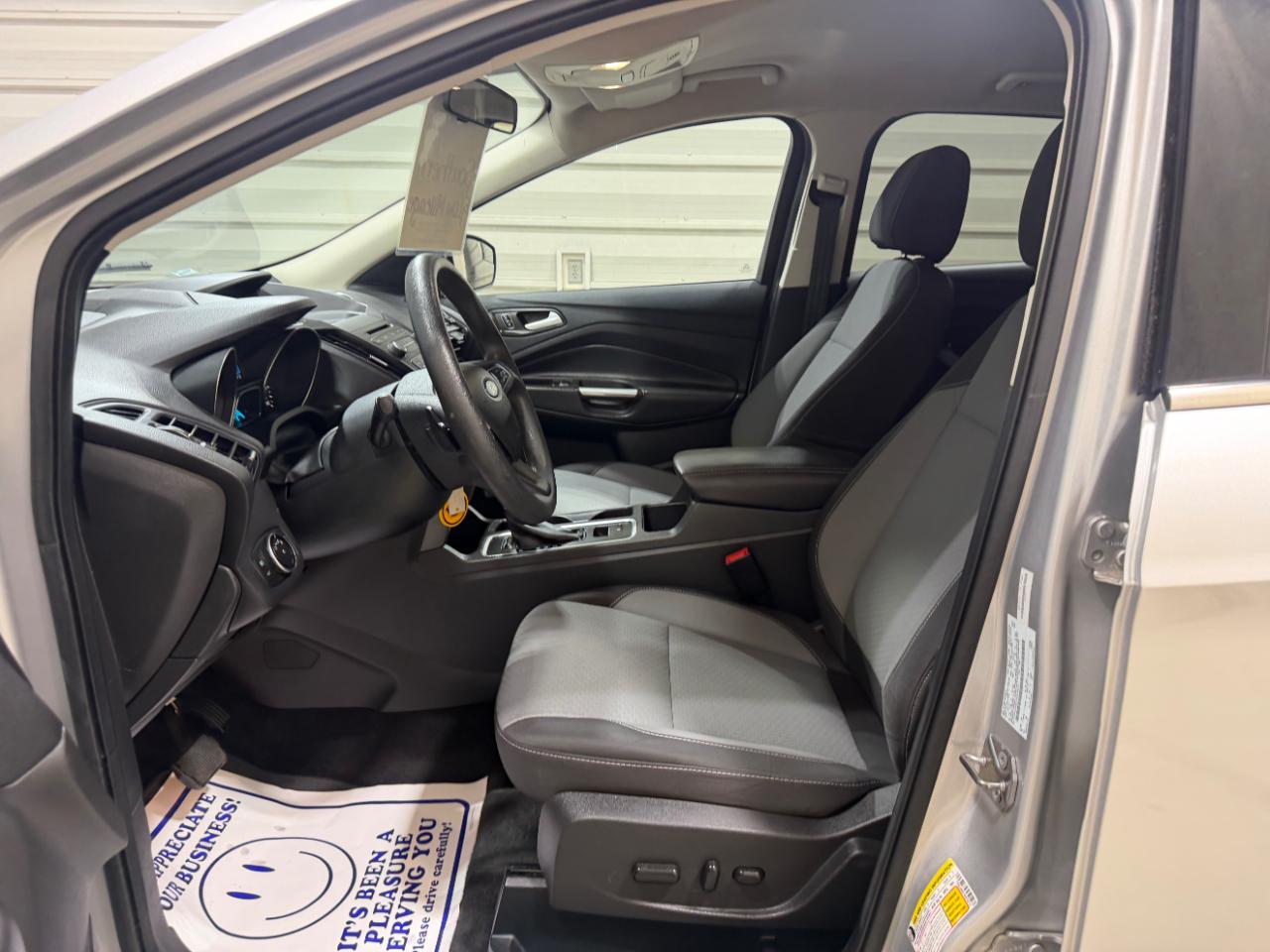 Ford Escape SE FWD 2017