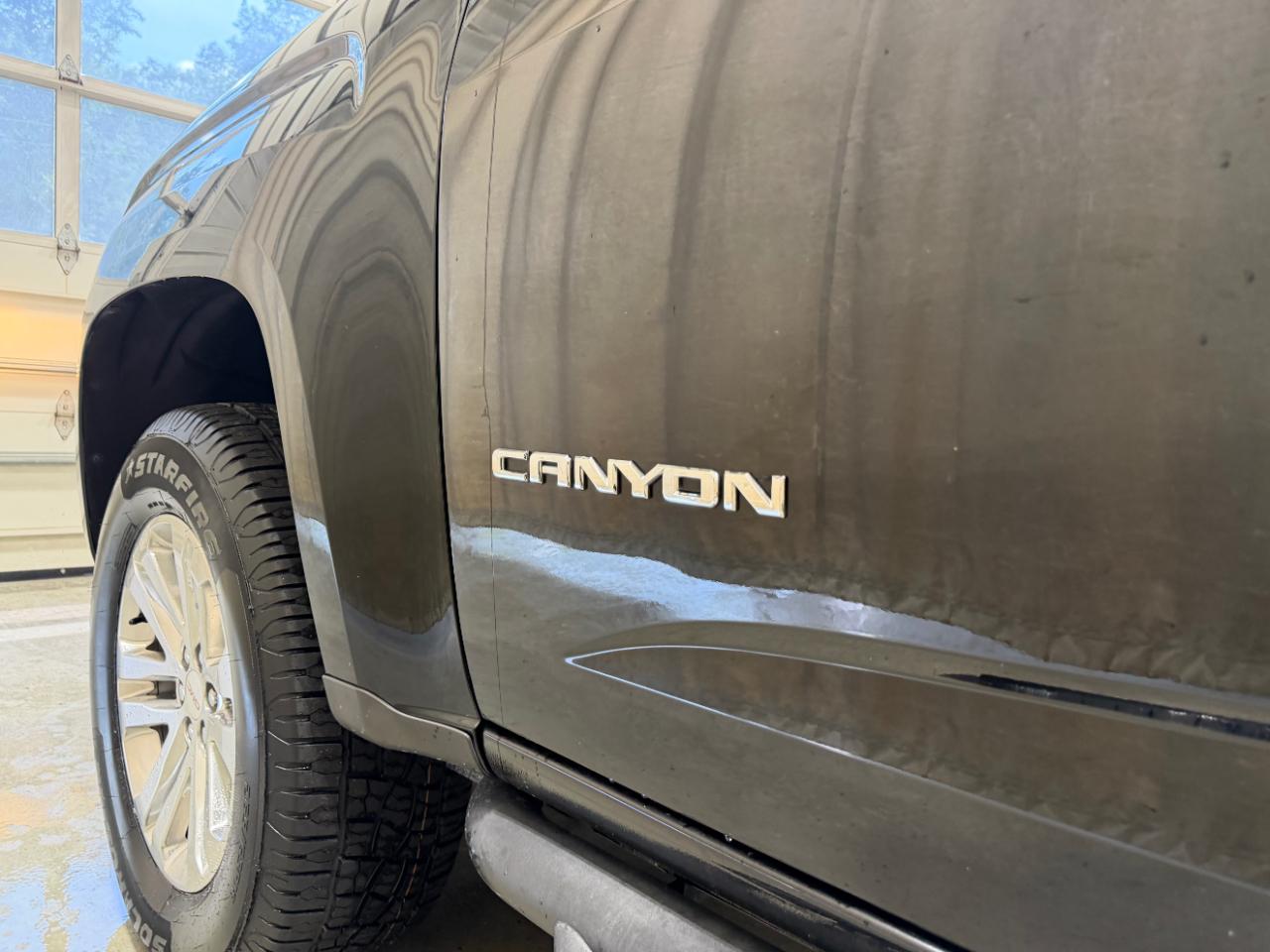 GMC Canyon 4WD Crew Cab 140.5" SLT 2016