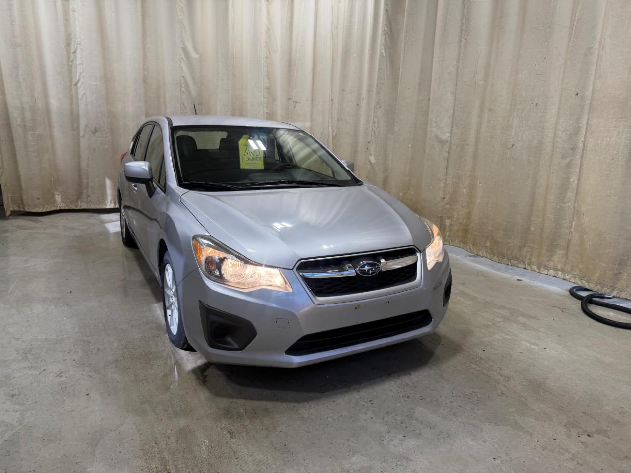 Subaru Impreza Wagon 5dr Auto 2.0i Premium 2014