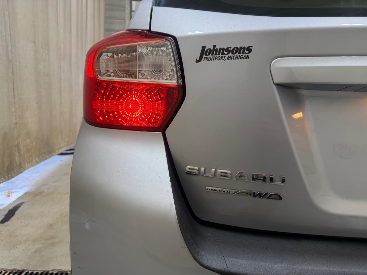 Subaru Impreza Wagon 5dr Auto 2.0i Premium 2014