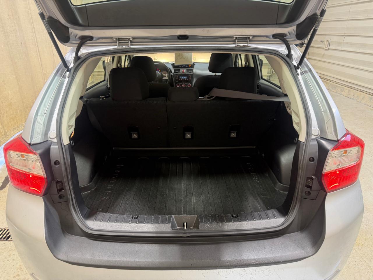 Subaru Impreza Wagon 5dr Auto 2.0i Premium 2014
