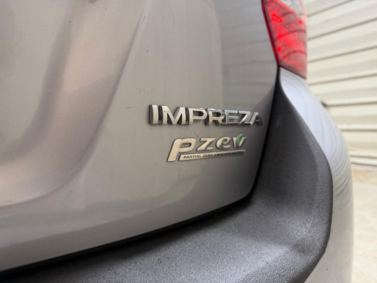 Subaru Impreza Wagon 5dr Auto 2.0i Premium 2014