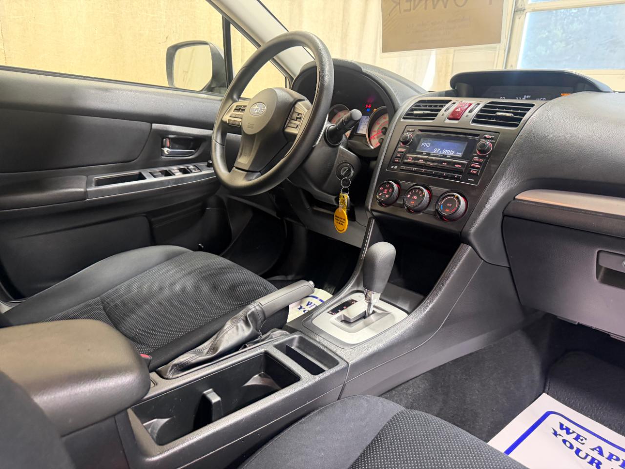 Subaru Impreza Wagon 5dr Auto 2.0i Premium 2014
