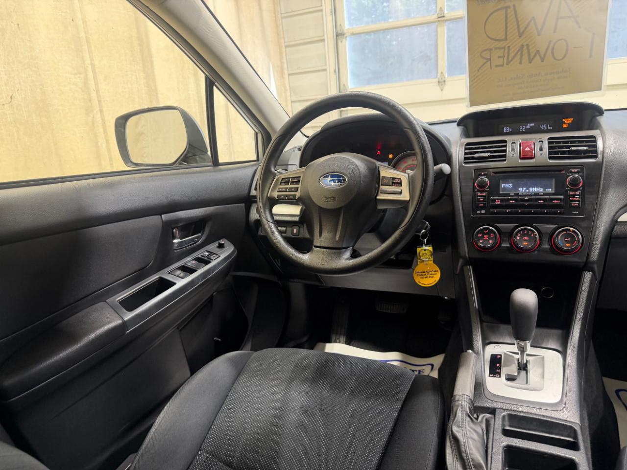 Subaru Impreza Wagon 5dr Auto 2.0i Premium 2014