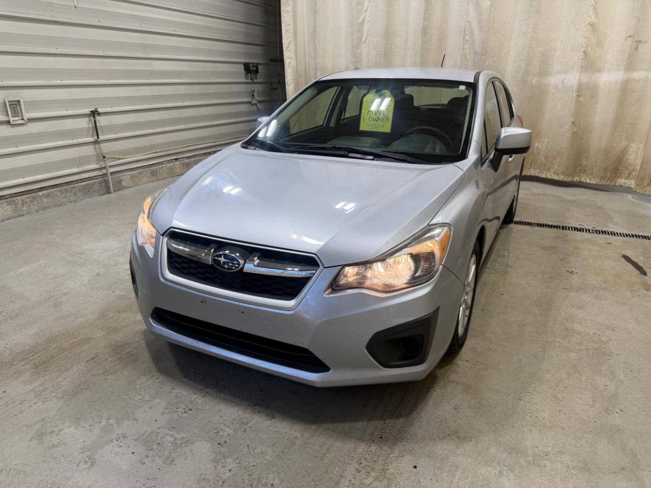 Subaru Impreza Wagon 5dr Auto 2.0i Premium 2014