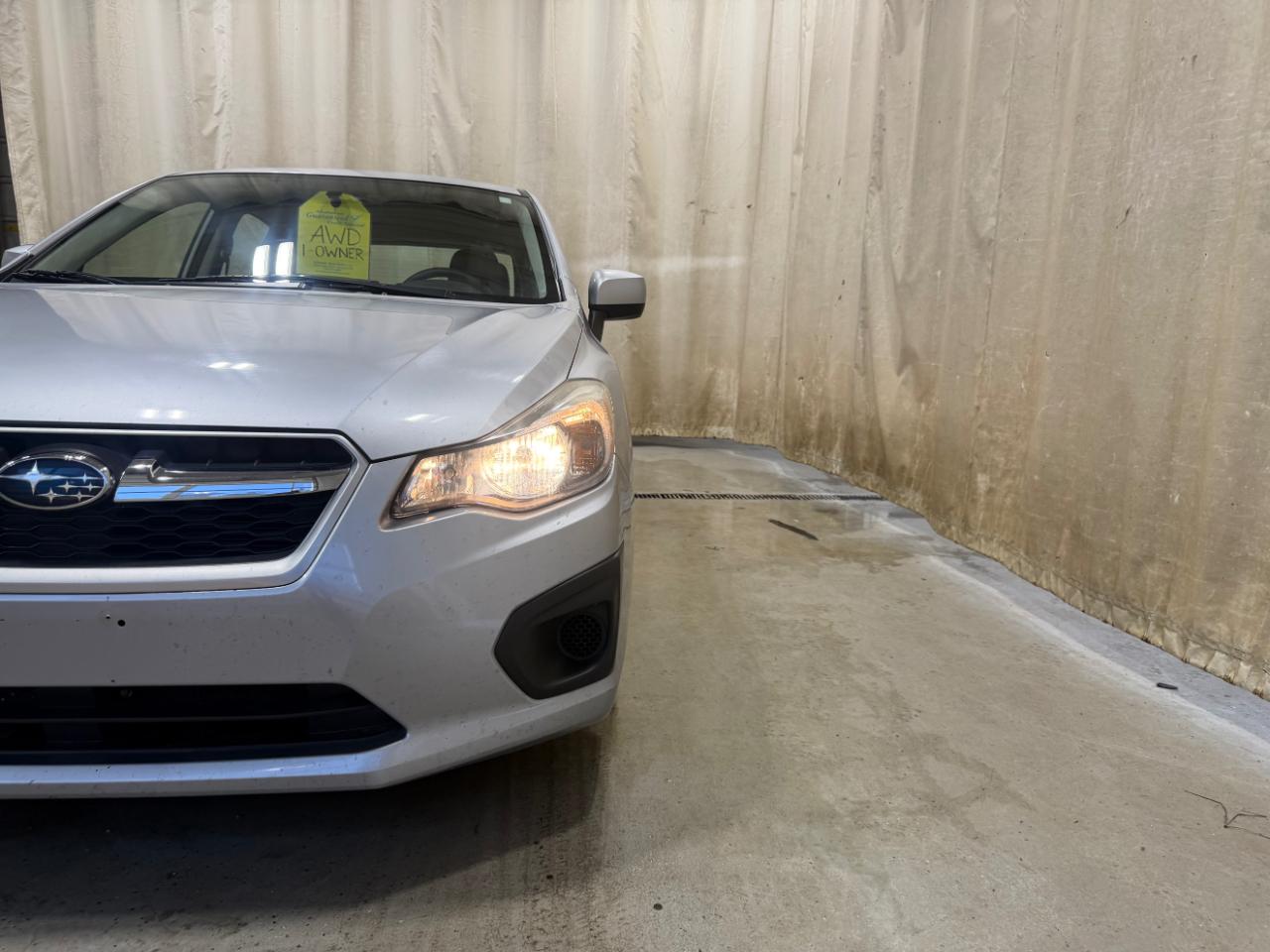 Subaru Impreza Wagon 5dr Auto 2.0i Premium 2014