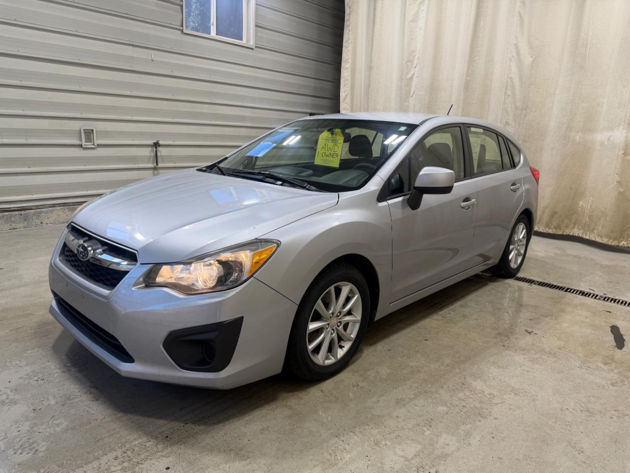 Subaru Impreza Wagon 5dr Auto 2.0i Premium 2014