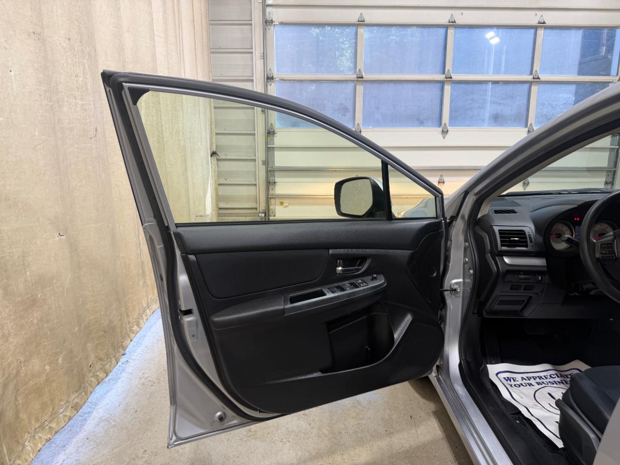 Subaru Impreza Wagon 5dr Auto 2.0i Premium 2014