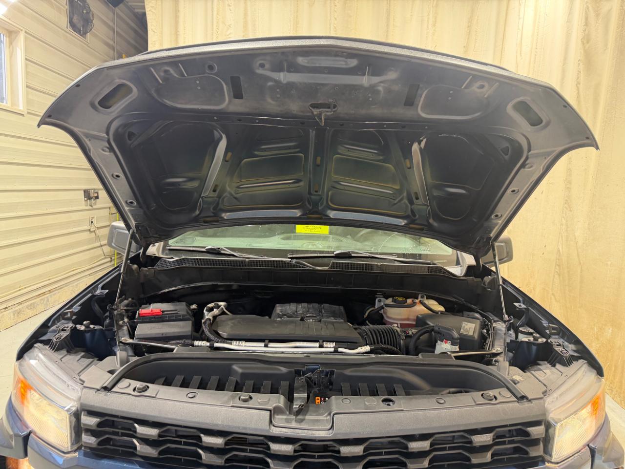 Chevrolet Silverado 1500 4WD Crew Cab 147" Custom 2020