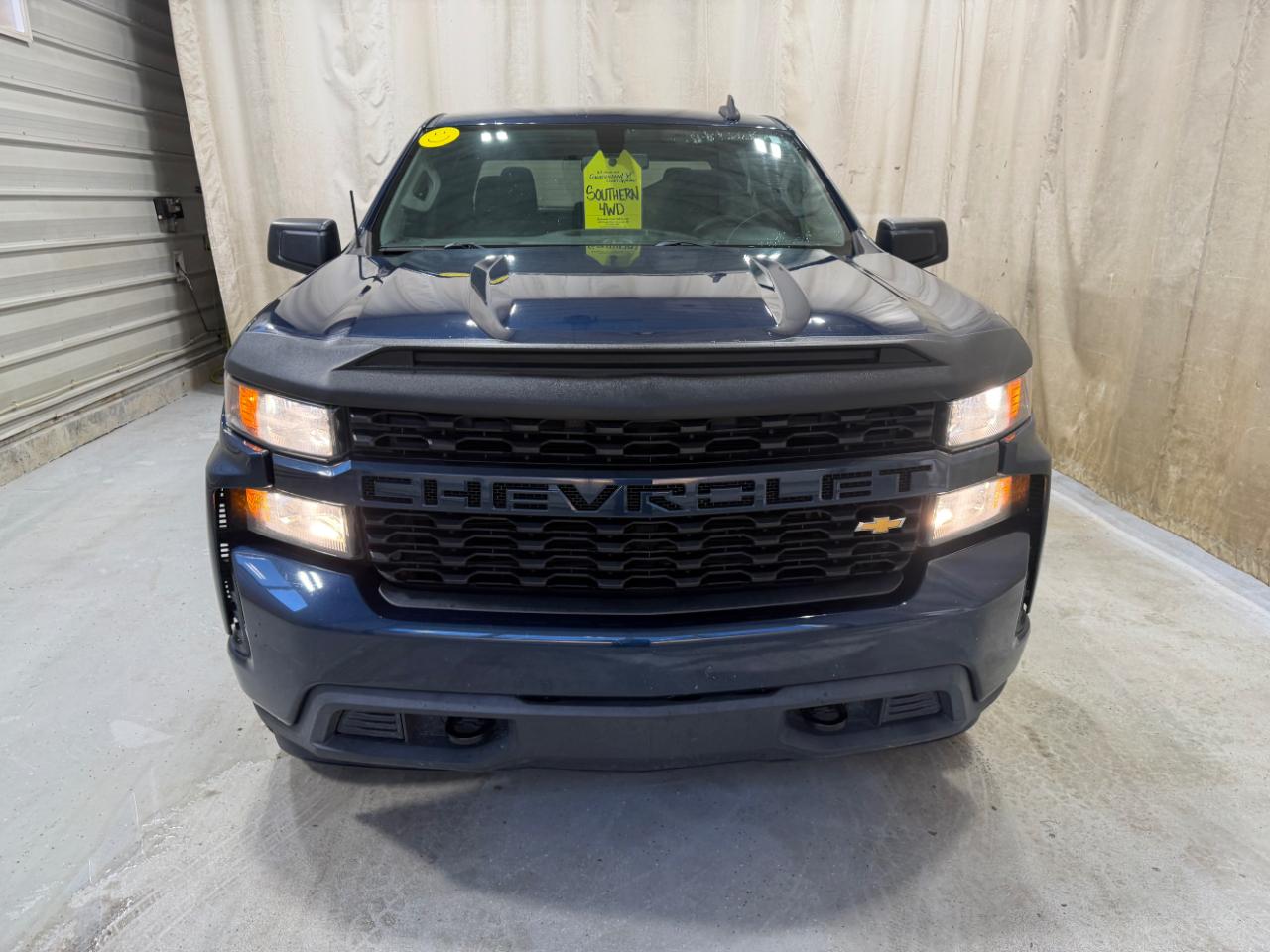 Chevrolet Silverado 1500 4WD Crew Cab 147" Custom 2020