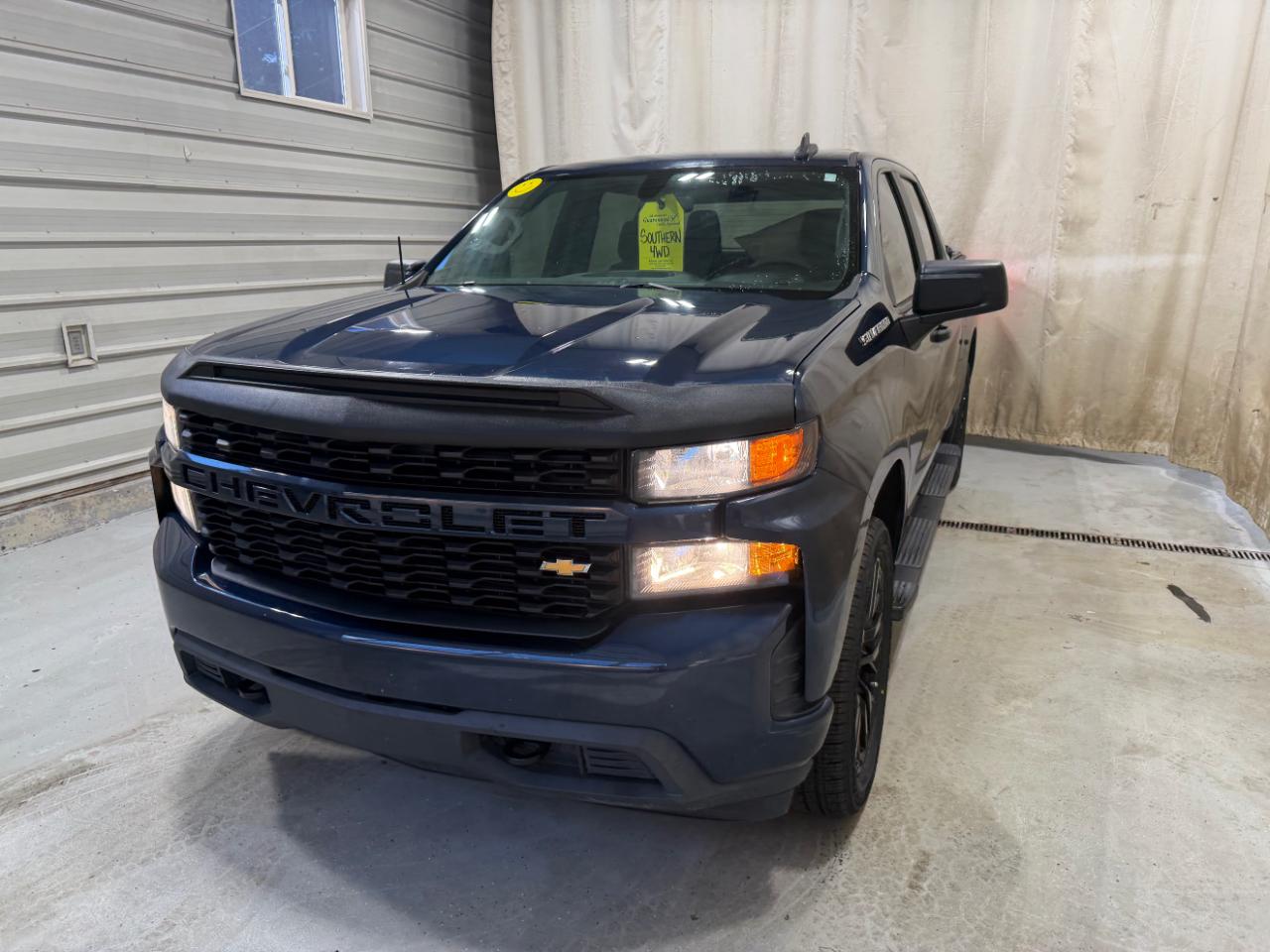 Chevrolet Silverado 1500 4WD Crew Cab 147" Custom 2020