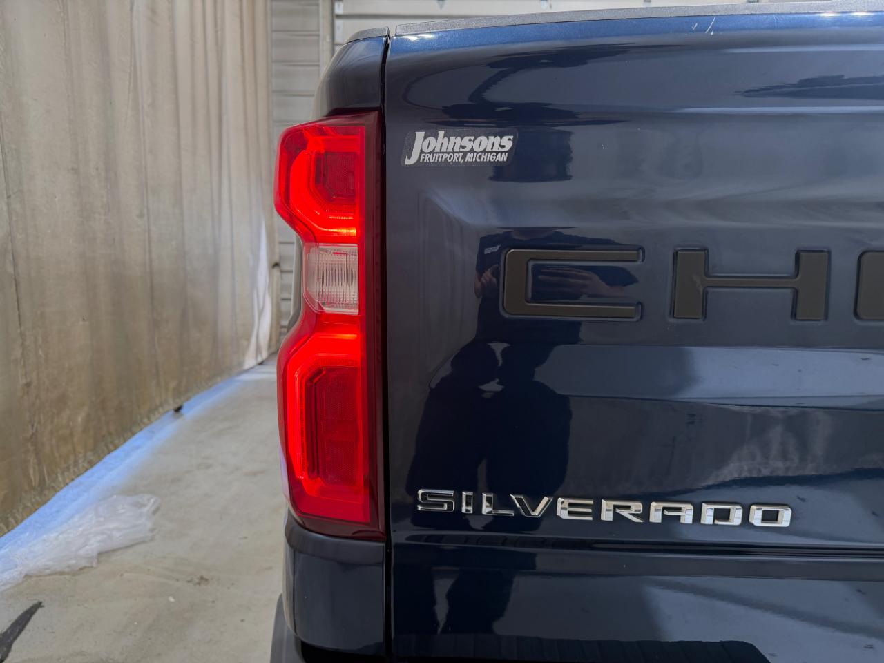 Chevrolet Silverado 1500 4WD Crew Cab 147" Custom 2020