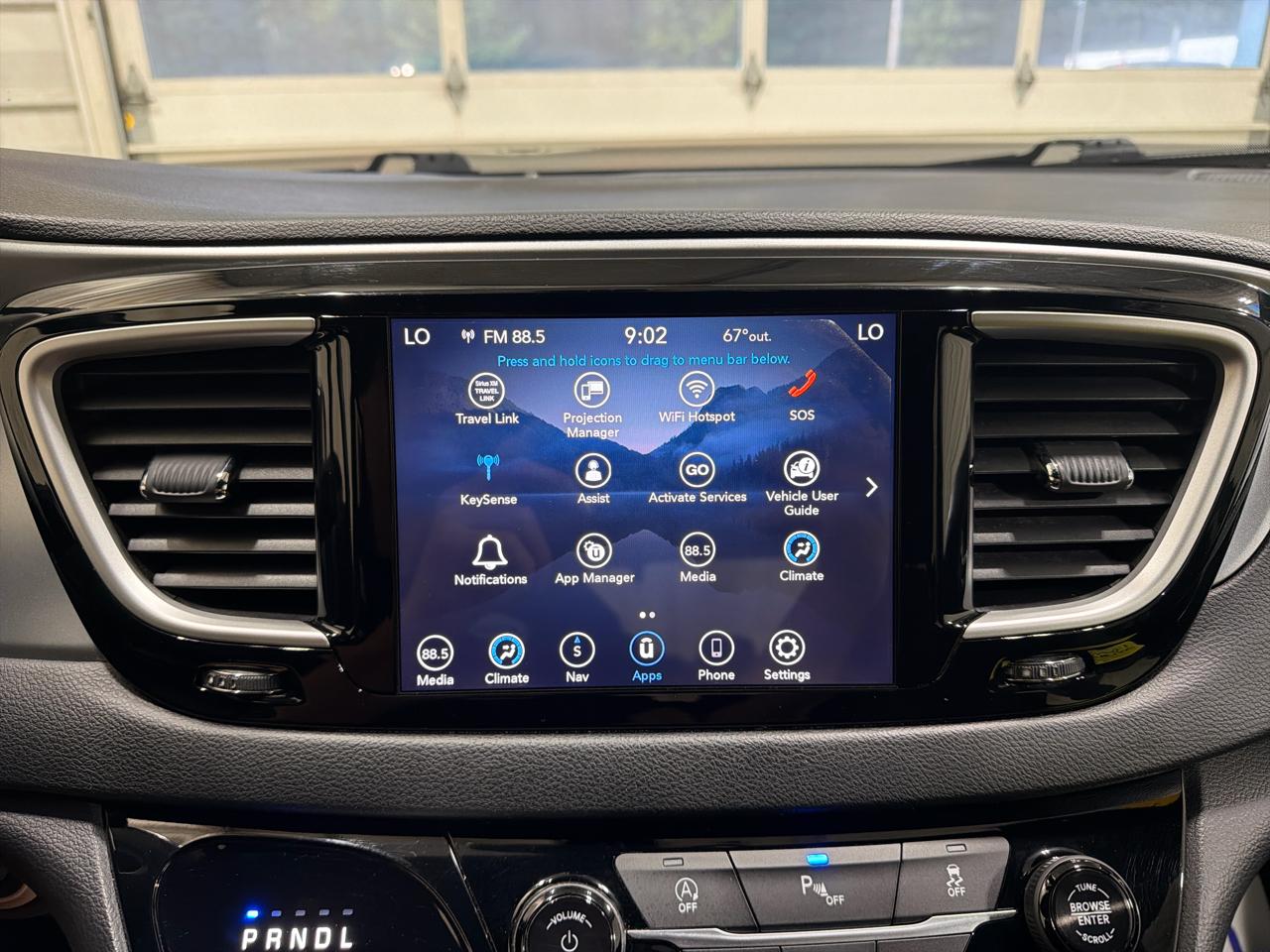 Chrysler Pacifica Touring FWD 2020