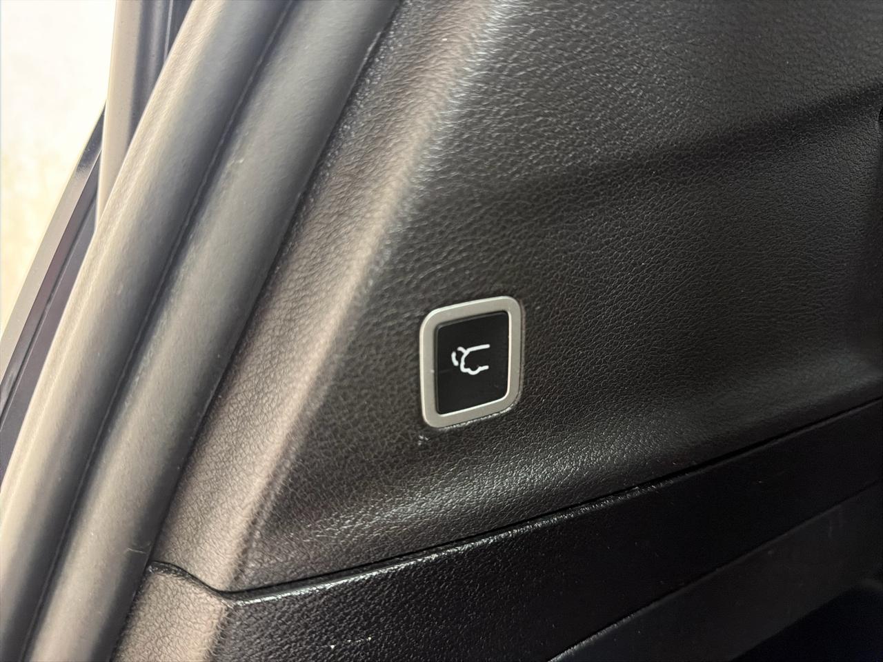 Chrysler Pacifica Touring FWD 2020