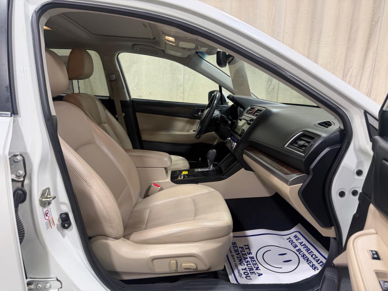 Subaru Outback 4dr Wgn 2.5i Limited 2015