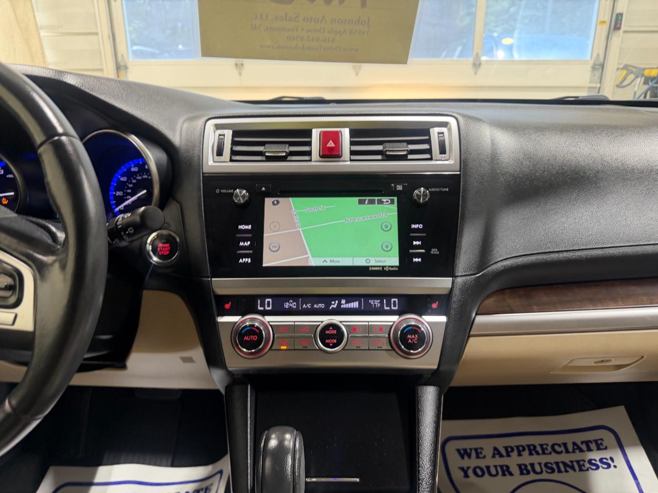 Subaru Outback 4dr Wgn 2.5i Limited 2015