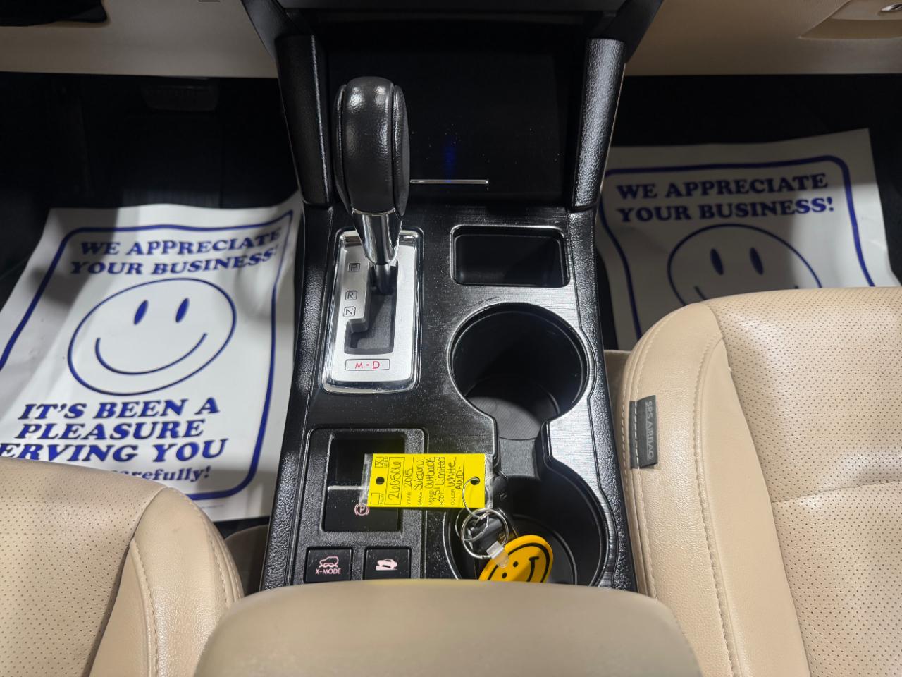 Subaru Outback 4dr Wgn 2.5i Limited 2015