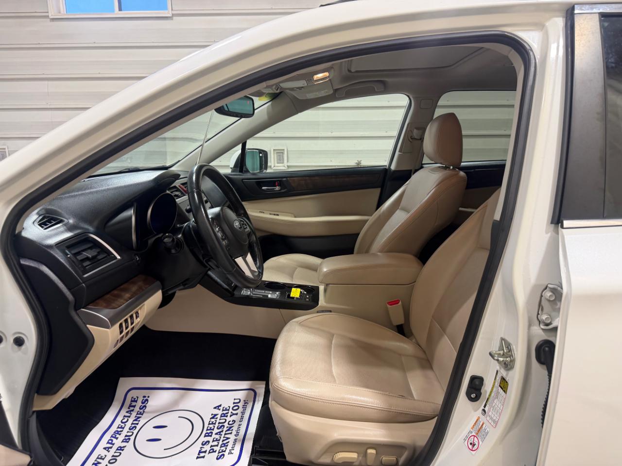 Subaru Outback 4dr Wgn 2.5i Limited 2015