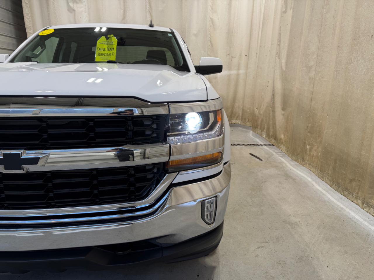 Chevrolet Silverado 1500 4WD Double Cab 143.5" LT w/1LT 2017