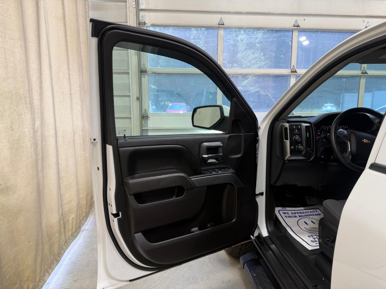 Chevrolet Silverado 1500 4WD Double Cab 143.5" LT w/1LT 2017